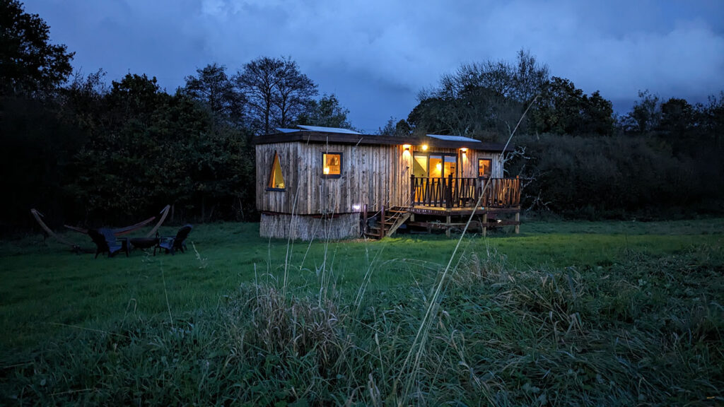romantic cabins to stay in sussex